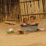 2 enfants Laosiens